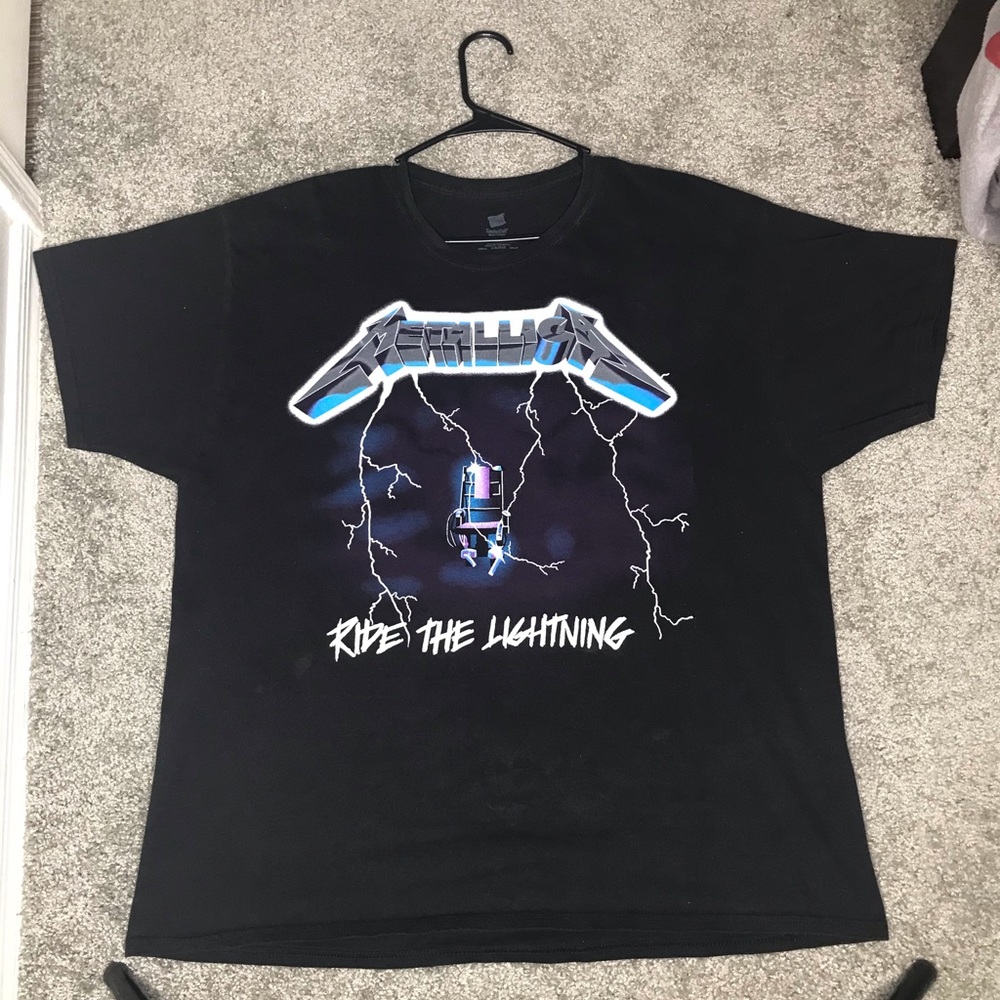 Graphic T-shirt